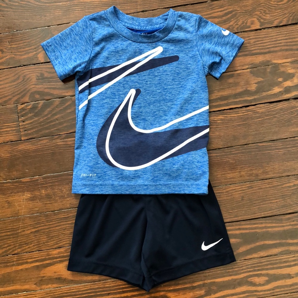 Authentic Nike Dri Fit set